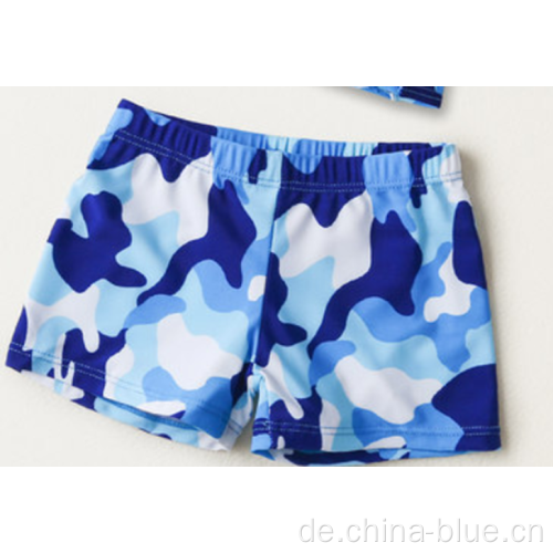 Der Sommer des Jungen gestrichene Swimtrunks